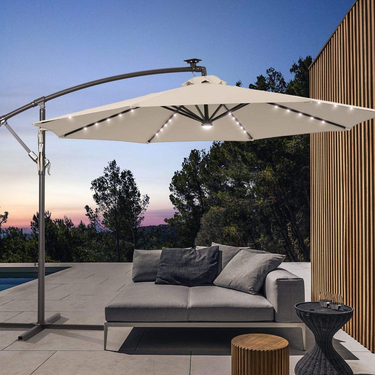 SONKUKI CSF LED 10ft Offset Umbrella.