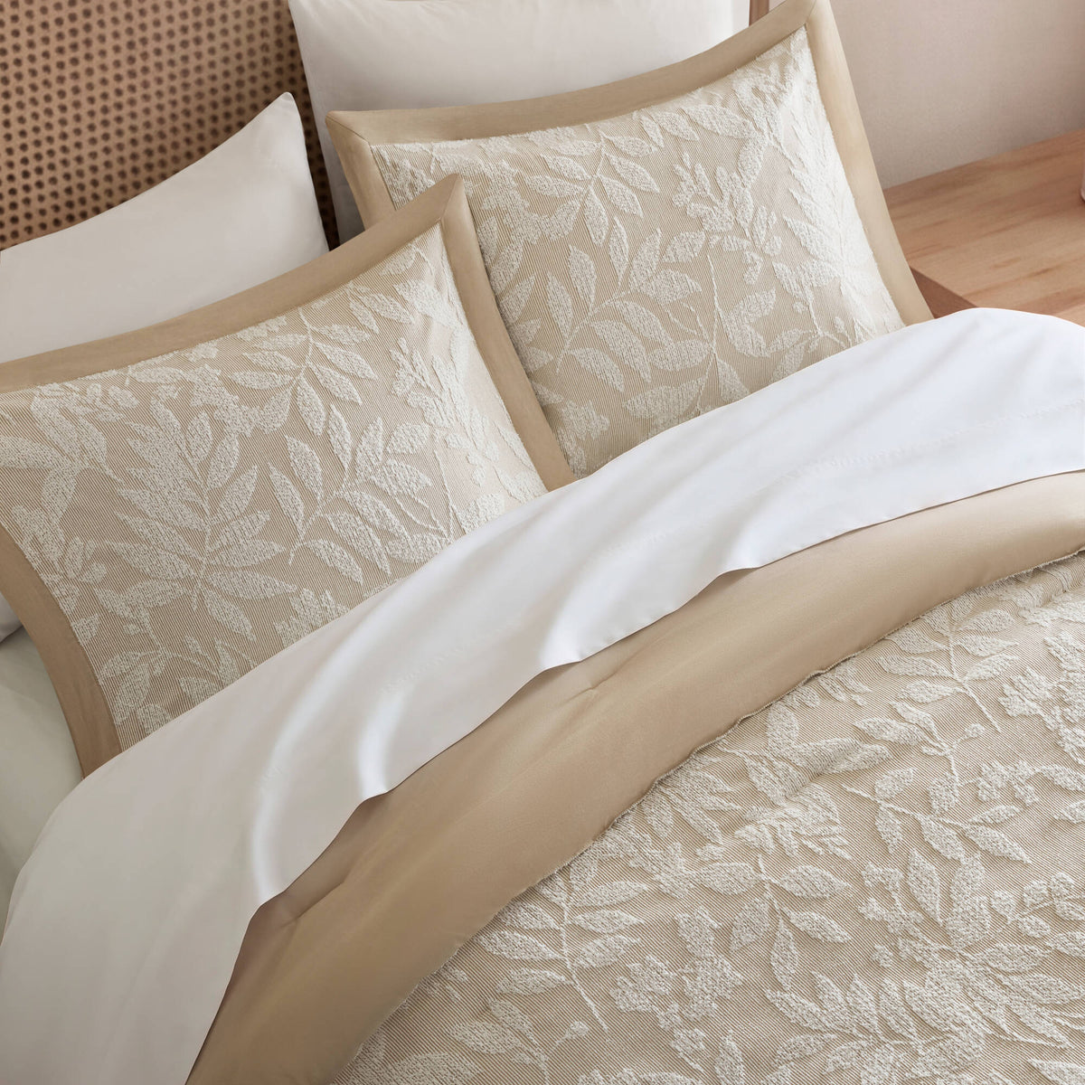 3 PCS Cotton Blend Botanical Jacquard Comforter Set - Sonkuki