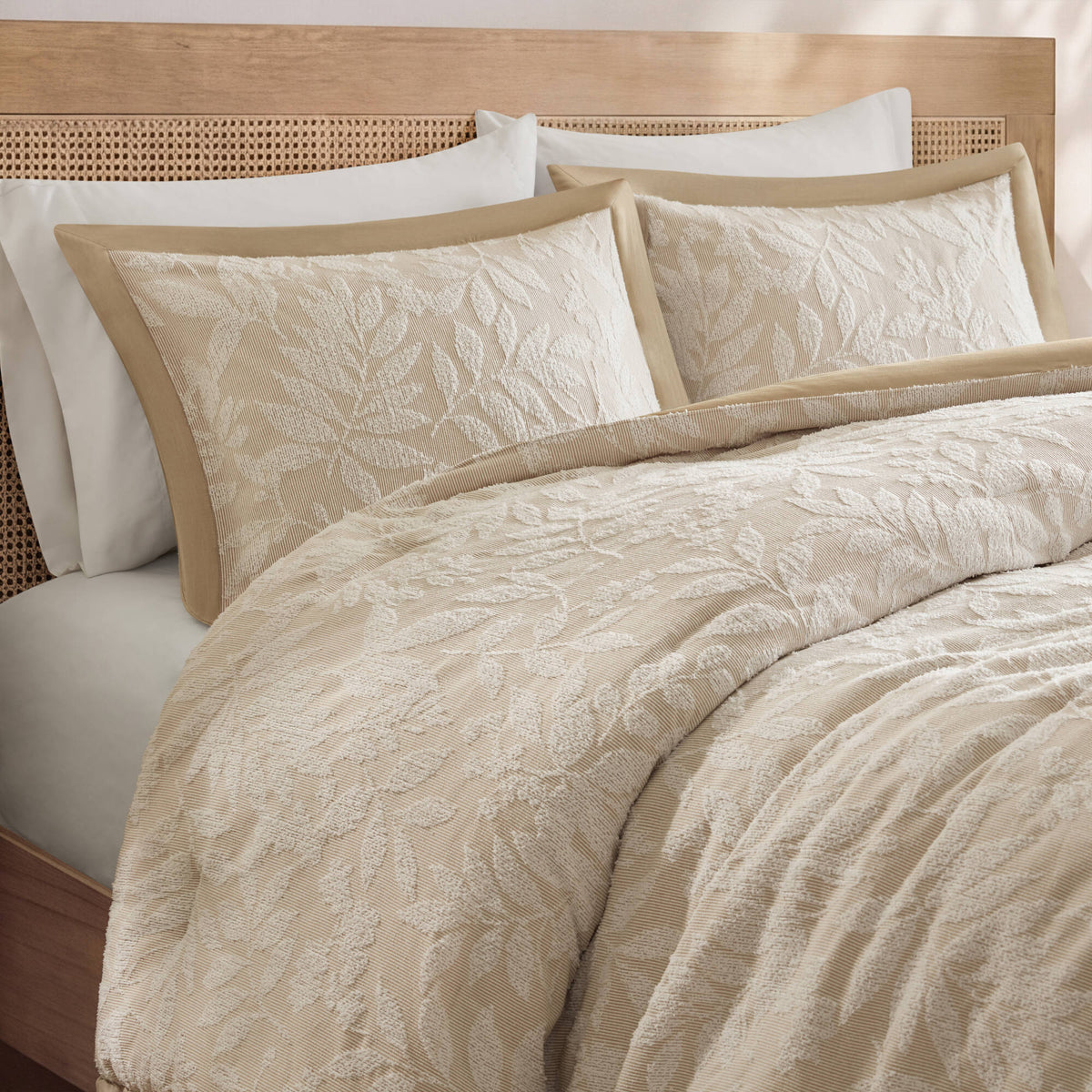 3 PCS Cotton Blend Botanical Jacquard Comforter Set - Sonkuki