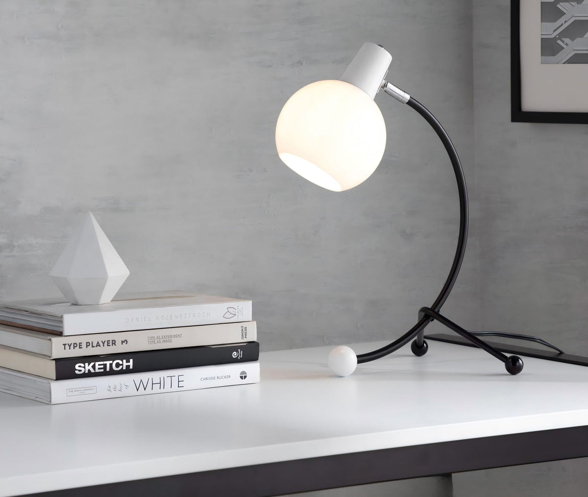 Eileen Contemporary Task Lamp - Sonkuki