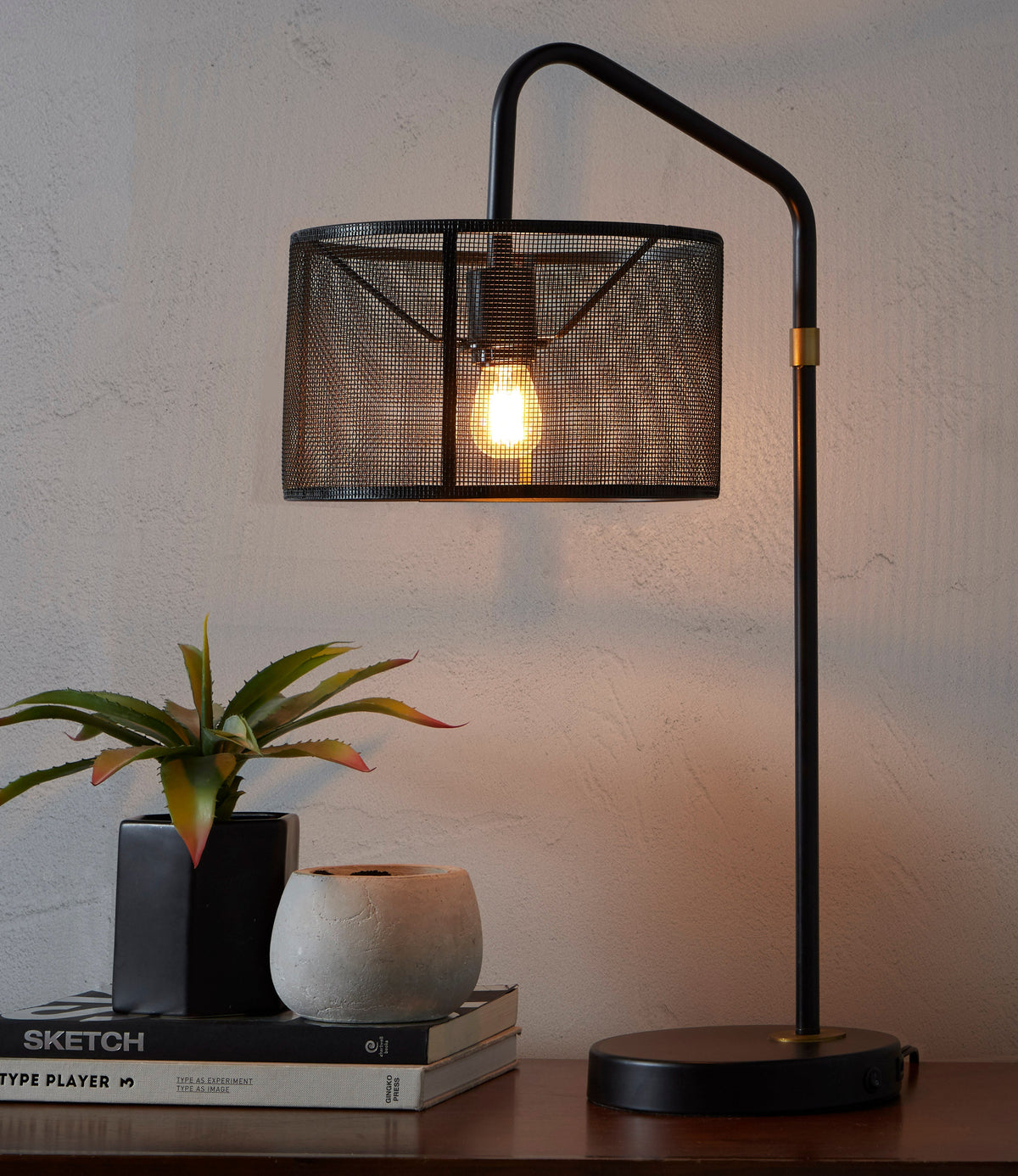 Mod Mesh 27" Contemporary Metal Task Lamp with Built-In USB Port in Oil Bronze and Painted Gold Metal from Grandview Gallery by LumiSource - Set of 2 - Sonkuki