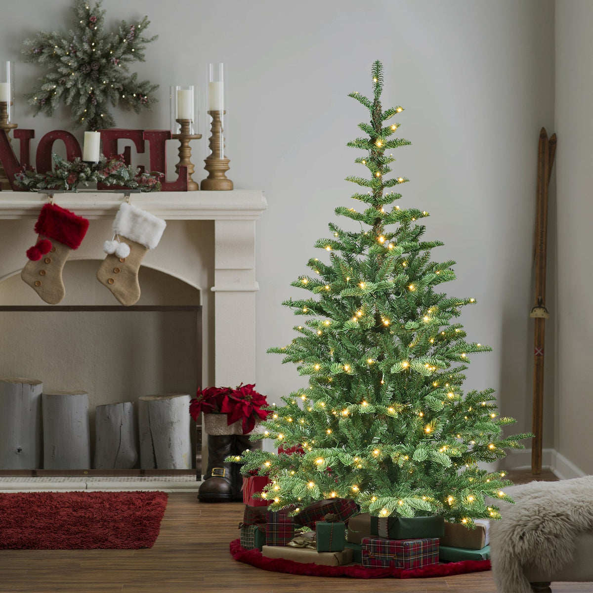 PE/PVC Mixed Christmas Tree with Wooden Stand - Sonkuki