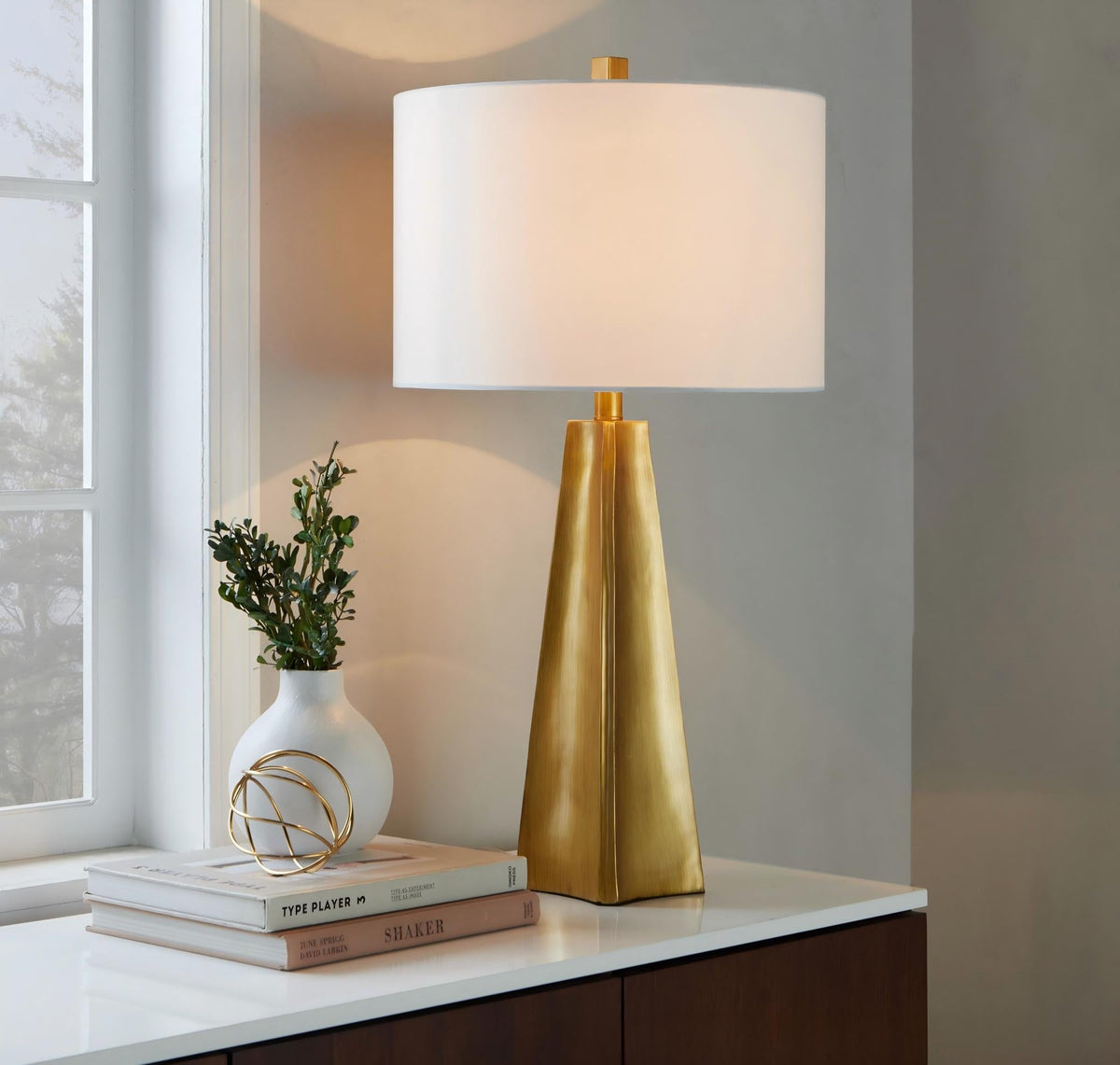 Pompeii 29" Contemporary Polyresin Table Lamp in Gold Polyresin and White Linen by LumiSource - Sonkuki