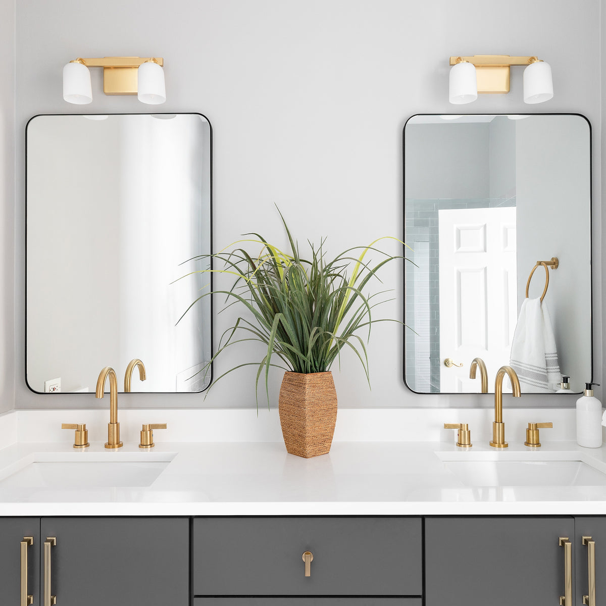Wall Mirror Black Rectangular Metal Framed Vanity Mirror - Sonkuki