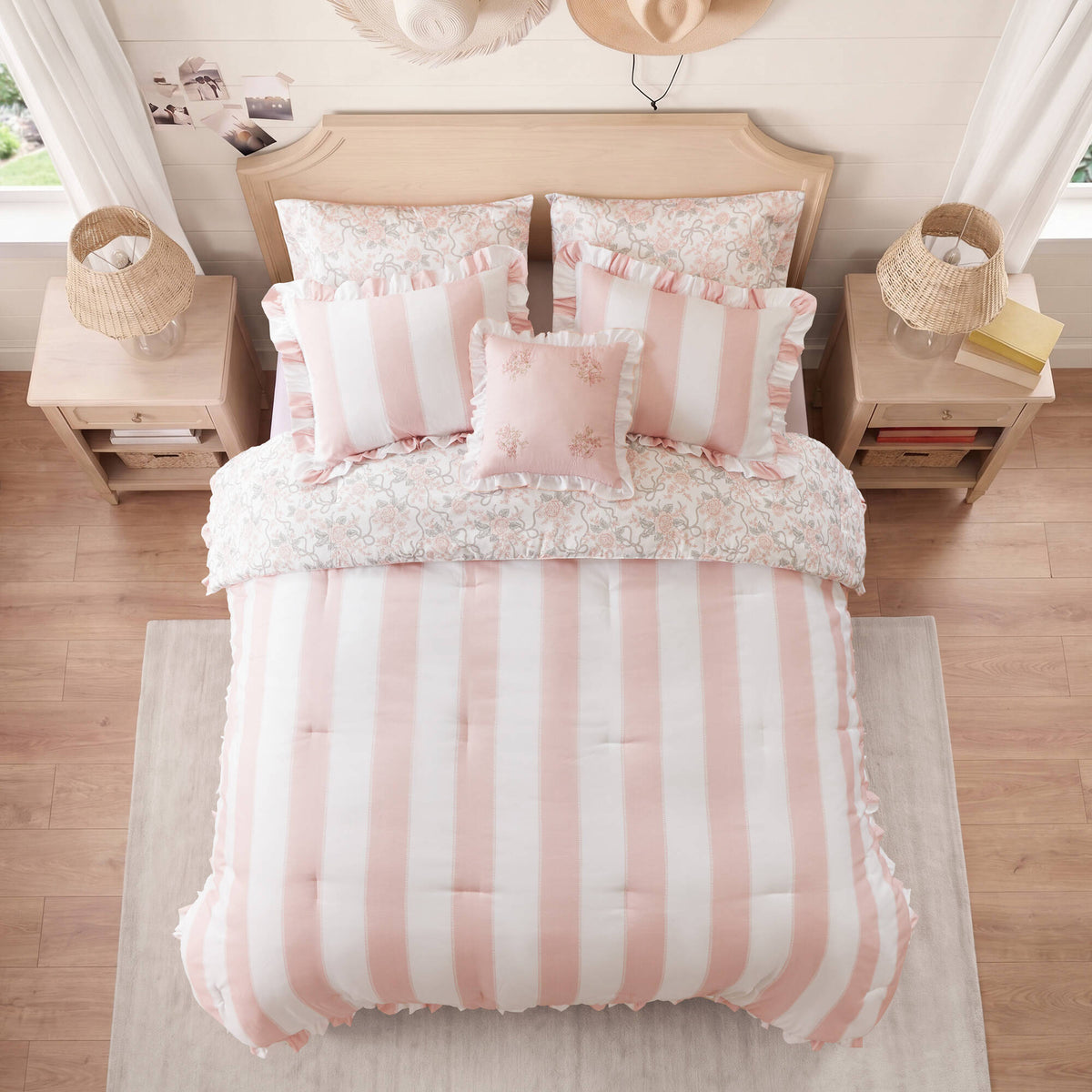 Wide Stripe Comforter Set - product image 11