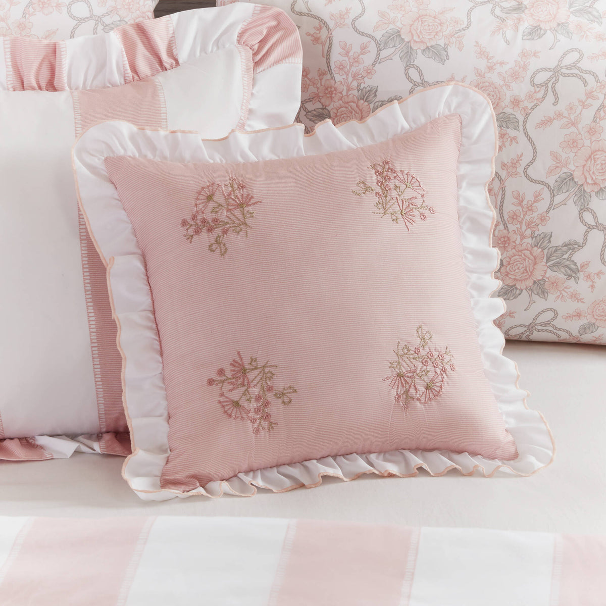Wide Stripe Comforter Set - product image 14