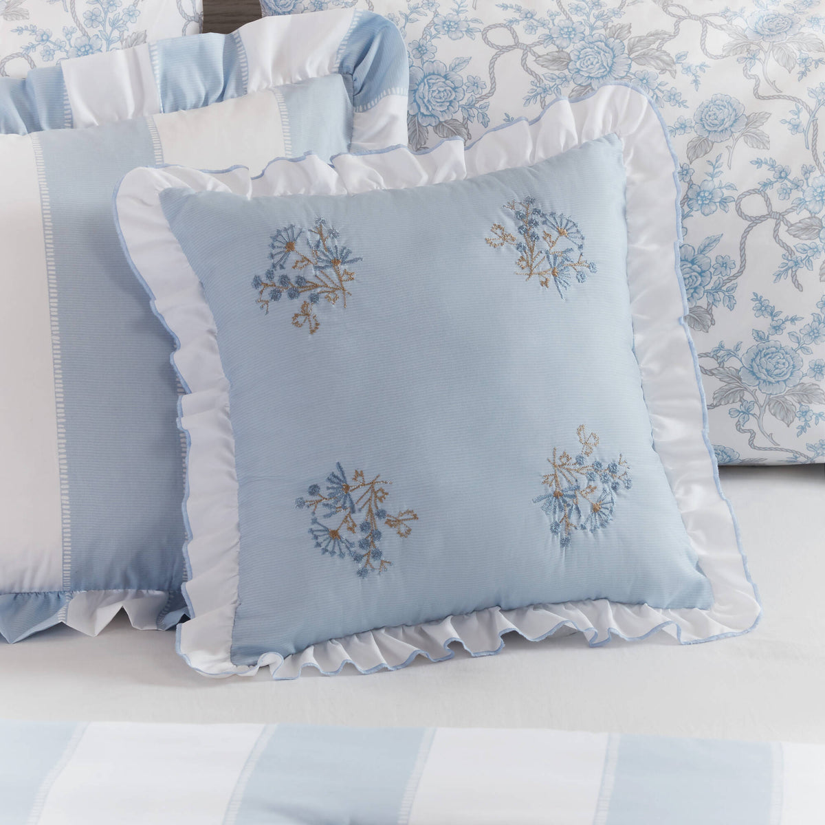 Wide Stripe Comforter Set - product image 77